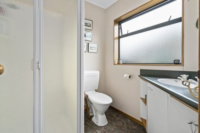 Photo of property in 71 Taylor Street, Cambridge, 3434