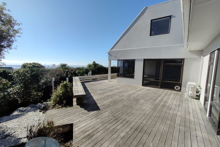 Photo of property in 7 Drayton Drive, Mount Pleasant, Christchurch, 8081