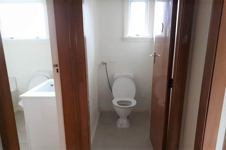 Photo of property in 19 Maidstone Road, Ilam, Christchurch, 8041