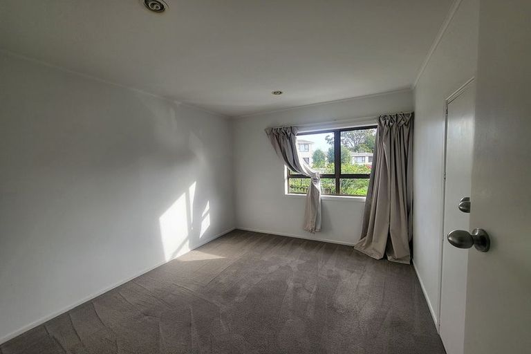 Photo of property in 18 Mclean Avenue, Papatoetoe, Auckland, 2025