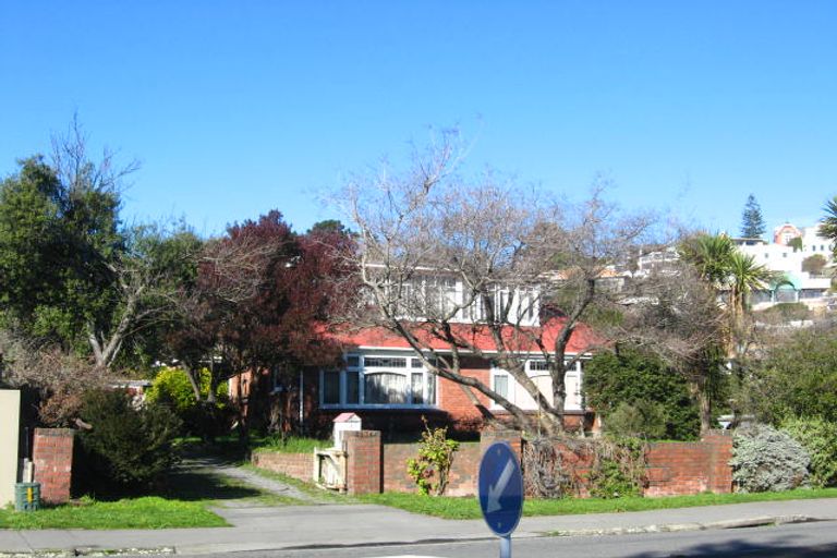 Photo of property in 37 Cashmere Road, Cashmere, Christchurch, 8022