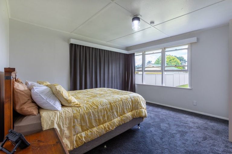 Photo of property in 28 Victor Street, Dannevirke, 4930