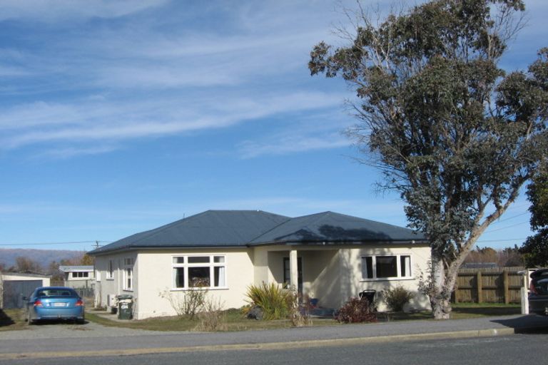 Photo of property in 18 Caulfeild Street, Ranfurly, 9332