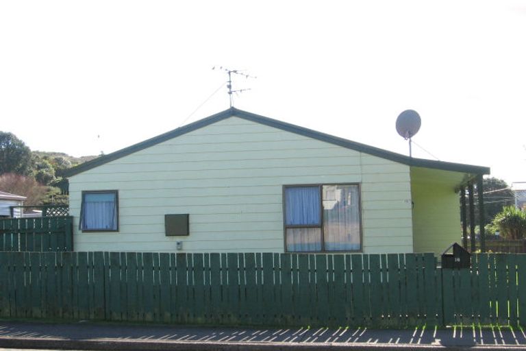 Photo of property in 18 Te Hiko Street, Takapuwahia, Porirua, 5022