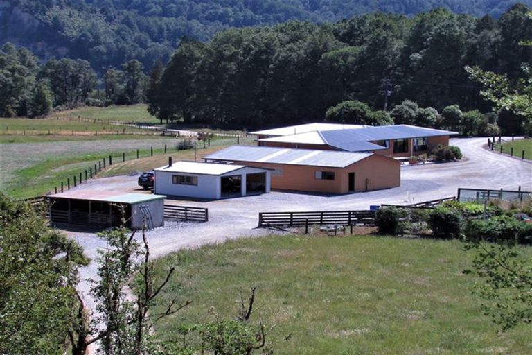 Photo of property in 127 Watterson Road, Ahaura, Totara Flat, 7871