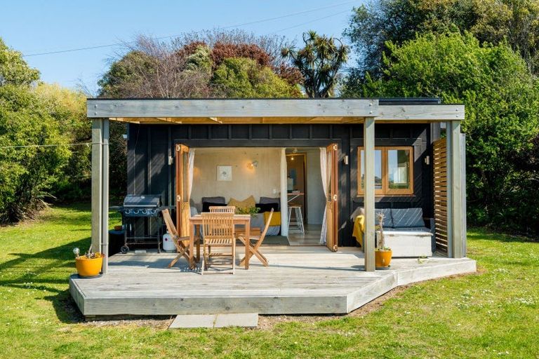 Photo of property in 1372 Coast Road, Karitane, Waikouaiti, 9471