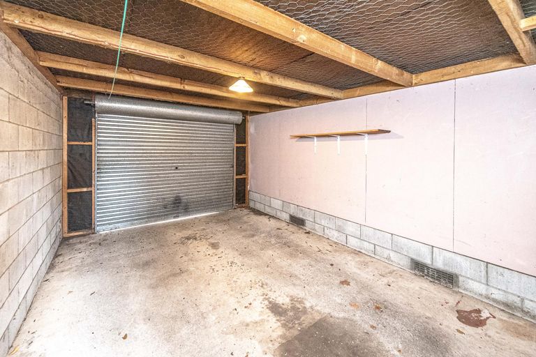 Photo of property in 3/5 Saint Leonard Street, Saint Johns Hill, Whanganui, 4501