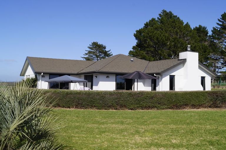 Photo of property in 459 Wiroa Road, Kerikeri, 0293