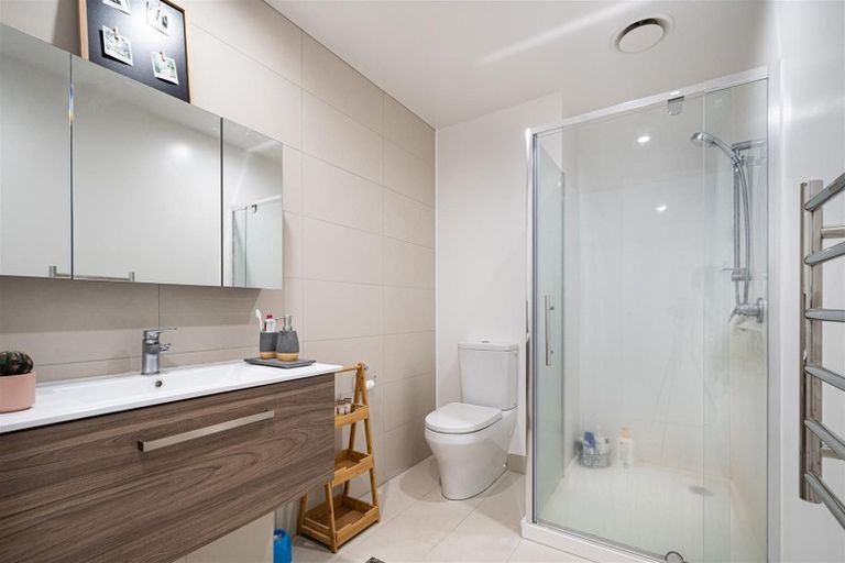 Photo of property in 208/6 Waikumete Road, Glen Eden, Auckland, 0602