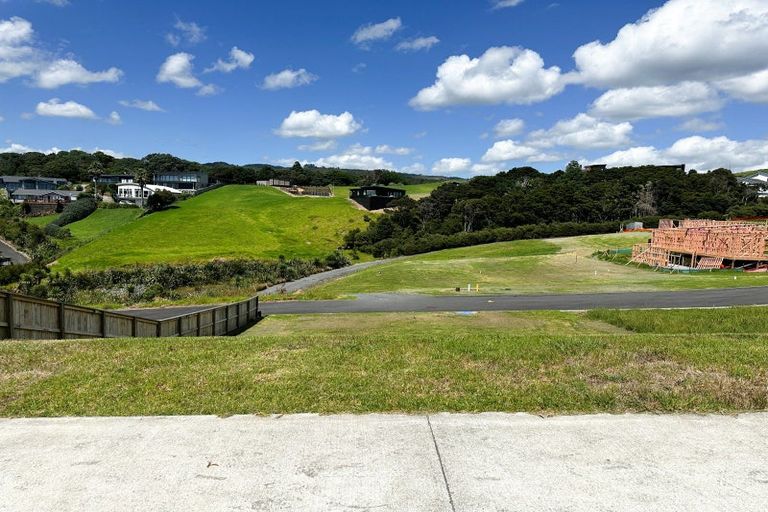 Photo of property in 9 Milky Way, Langs Beach, 0582