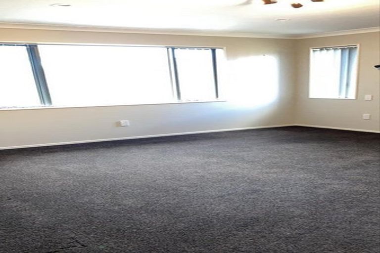 Photo of property in 5 Dawood Place, The Gardens, Auckland, 2105
