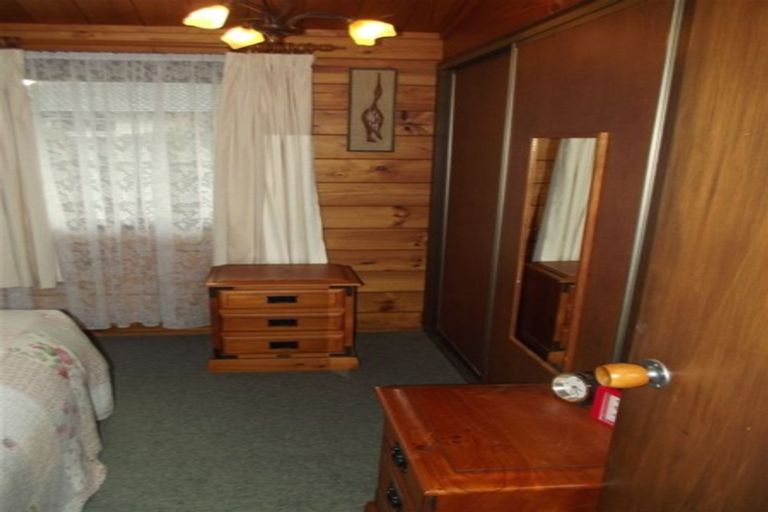 Photo of property in 1 Andrew Street, Waimate, 7924