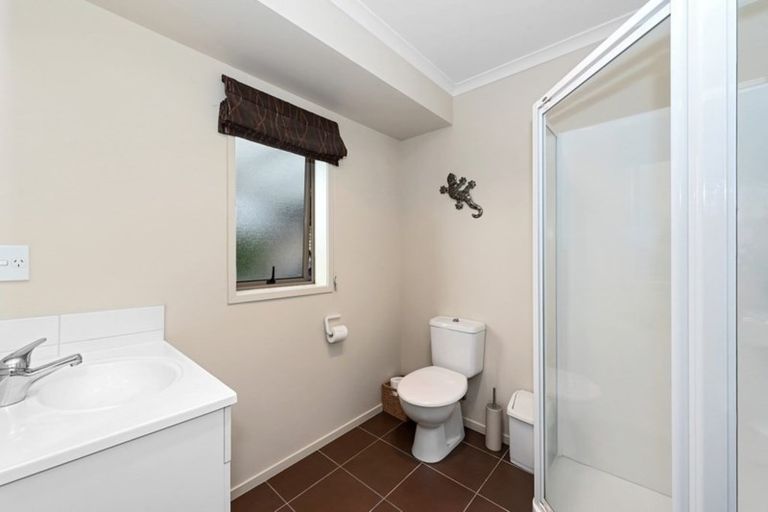 Photo of property in 6 Holly Place, Rototuna North, Hamilton, 3210