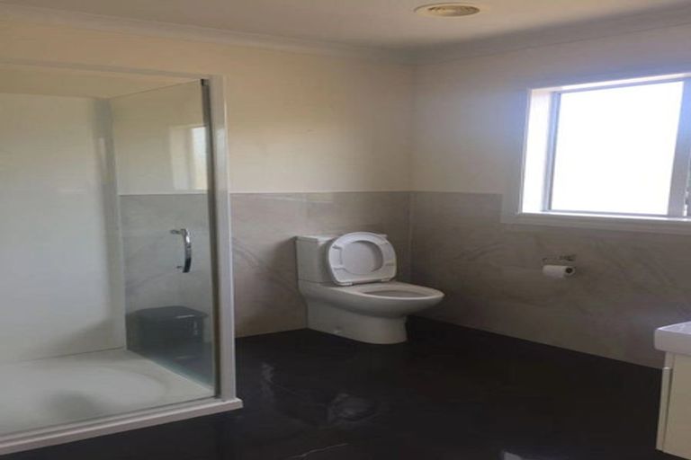 Photo of property in 42 Mauldeth Terrace, Churton Park, Wellington, 6037