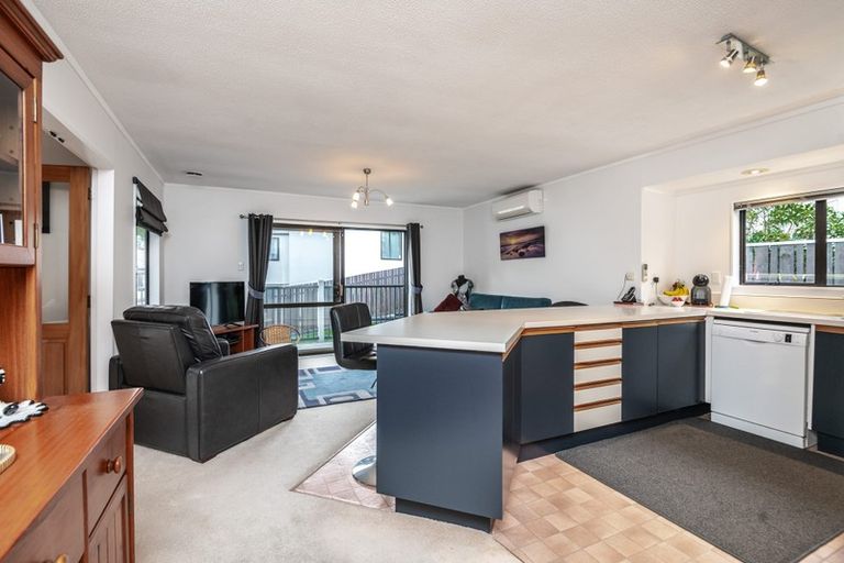 Photo of property in 60 Erris Street, Johnsonville, Wellington, 6037