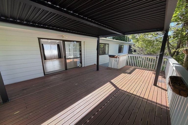 Photo of property in 5 Kearney Place, Massey, Auckland, 0614