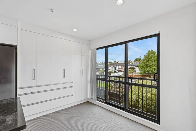 Photo of property in 25/5 Perekia Street, Albany, Auckland, 0632