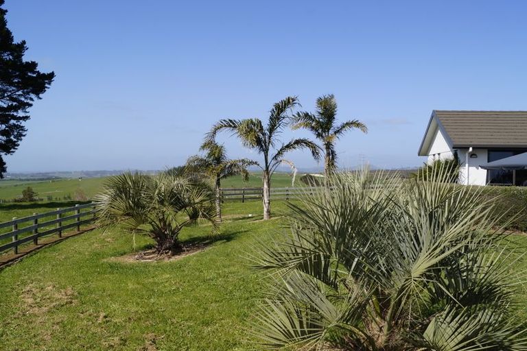 Photo of property in 459 Wiroa Road, Kerikeri, 0293