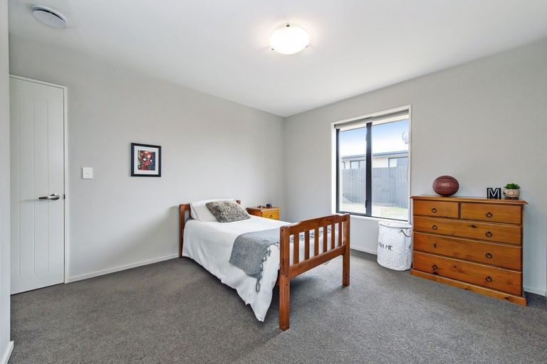 Photo of property in 42 Quartz Drive, Rolleston, 7614