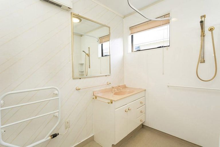 Photo of property in 26 Hargest Crescent, Saint Kilda, Dunedin, 9012
