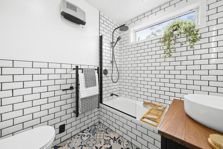 Photo of property in 725 Gloucester Street, Avonside, Christchurch, 8061