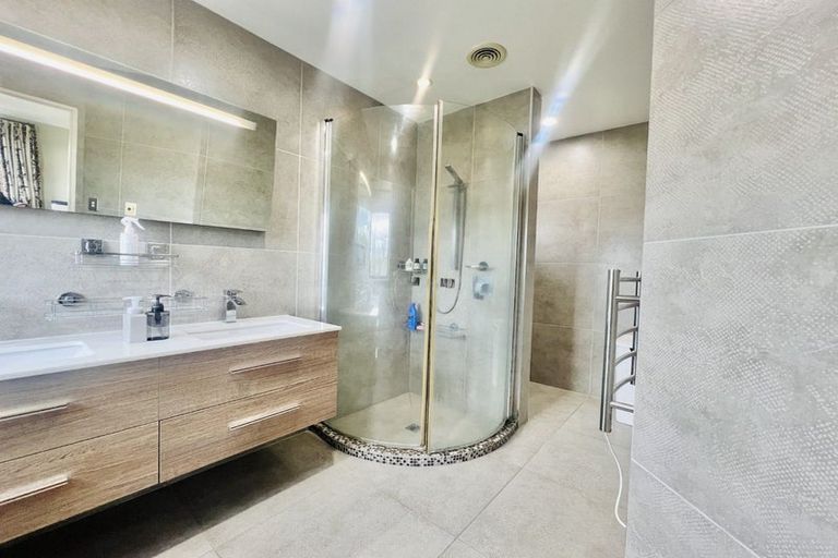 Photo of property in 5 Roullet Lane, Yaldhurst, Christchurch, 8042