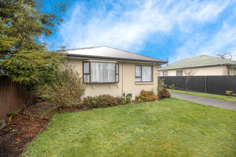 Photo of property in 1/65 Northcote Road, Northcote, Christchurch, 8052