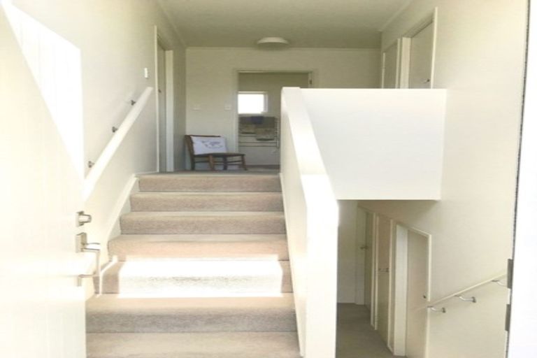 Photo of property in 2/41 Jutland Road, Hauraki, Auckland, 0622