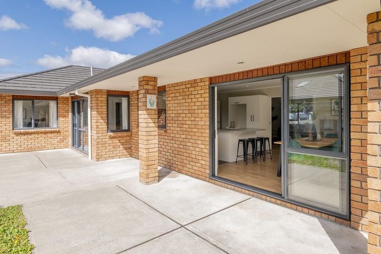 Photo of property in 9 Jeannie Way, Waikanae Beach, Waikanae, 5036