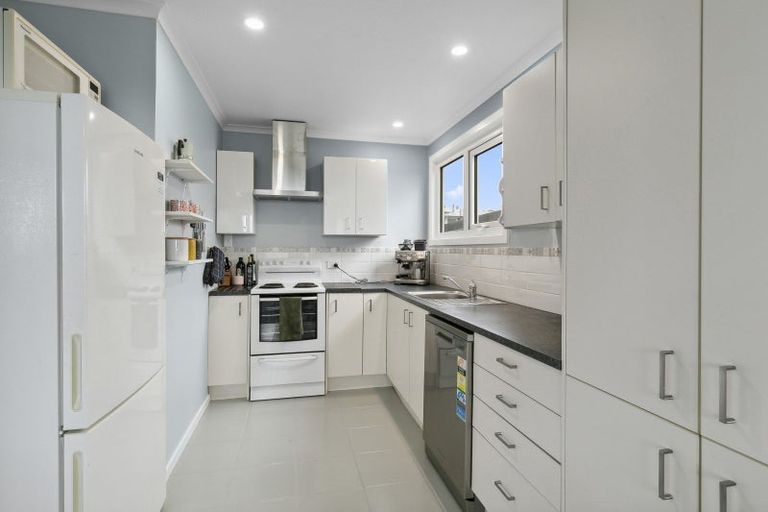 Photo of property in 16a Lenox Grove, Johnsonville, Wellington, 6037