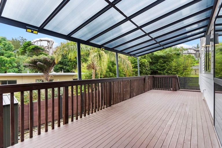 Photo of property in 71 Hebron Road, Waiake, Auckland, 0630