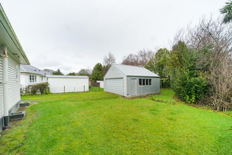 Photo of property in 4 Savage Crescent, West End, Palmerston North, 4412