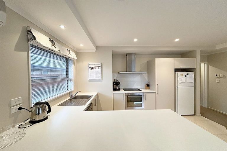 Photo of property in 3/198 Racecourse Road, Sockburn, Christchurch, 8042