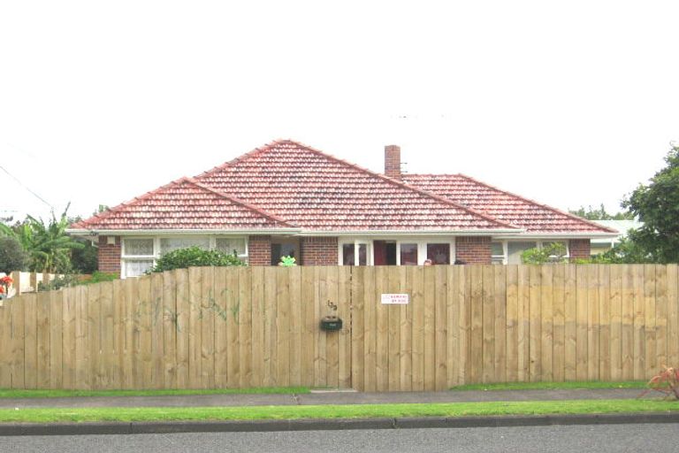 Photo of property in 135a Bruce Mclaren Road, Henderson, Auckland, 0612