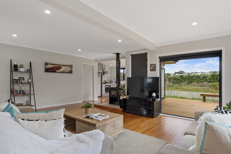 Photo of property in 105 Welcome Bay Road, Welcome Bay, Tauranga, 3112