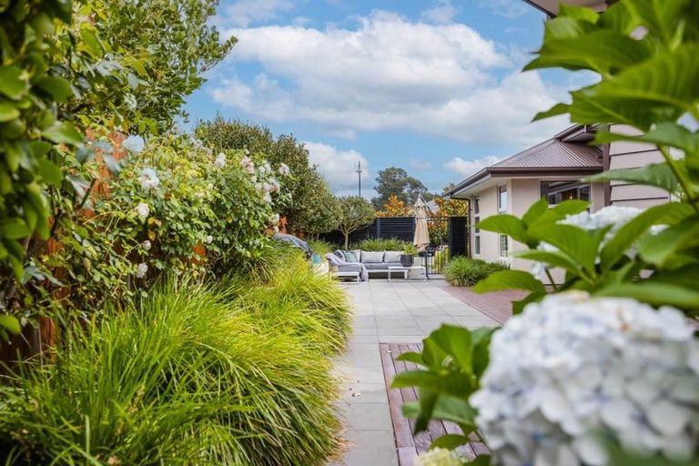 Photo of property in 12 Siding Lane, Prebbleton, 7604