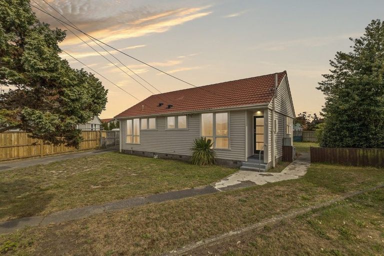 Photo of property in 7 Betty Place, Aranui, Christchurch, 8061