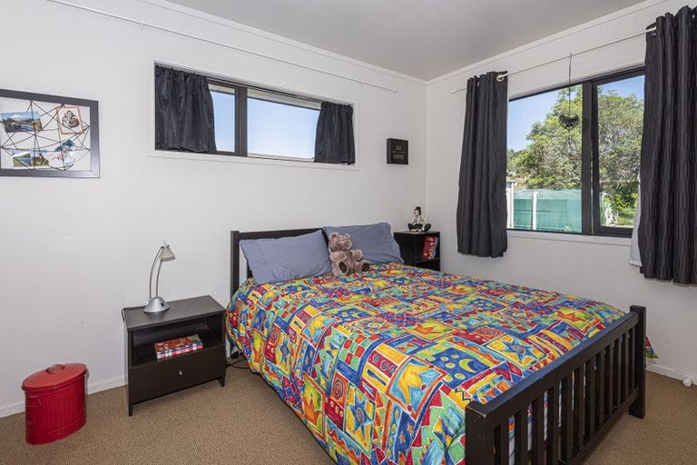 Photo of property in 12 Willow Lane, Maungaturoto, 0588