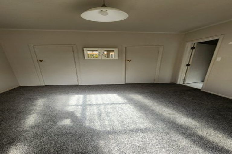 Photo of property in 1/13 Sydney Street, Hauraki, Auckland, 0622