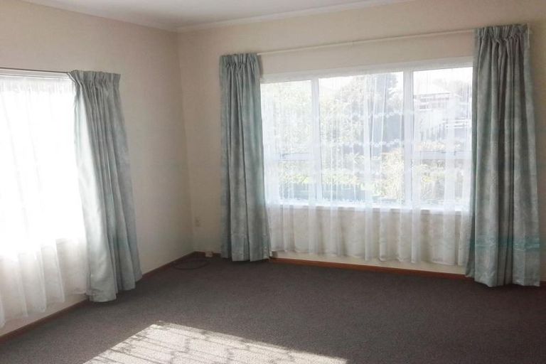 Photo of property in 95 Pendarves Street, New Plymouth, 4310