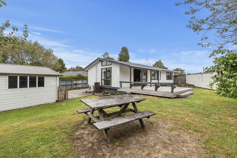 Photo of property in 11 Hamua Place, Waitara, 4320
