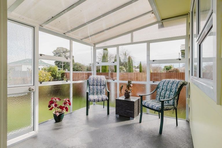 Photo of property in 5 Edward Street, Pahiatua, 4910