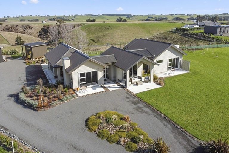 Photo of property in 58 Beechwood Road, Feilding, 4779