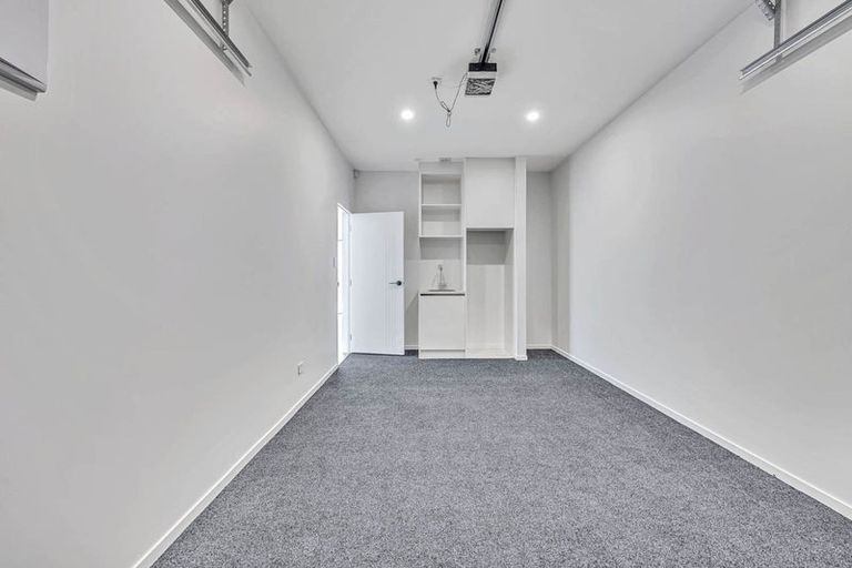 Photo of property in 24b Horokaka Street, Massey, Auckland, 0614
