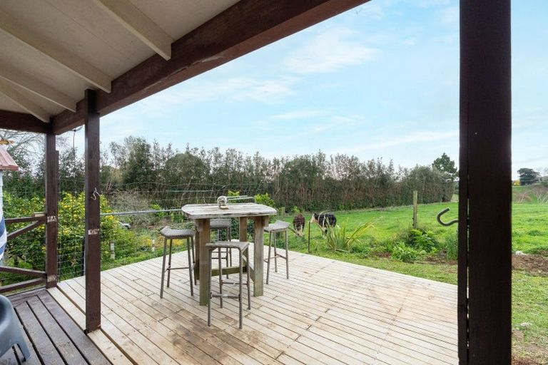 Photo of property in 101 Forest Lakes Road, Otaki, 5583