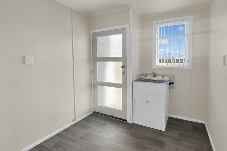 Photo of property in 16 Girvan Place, Tokoroa, 3420