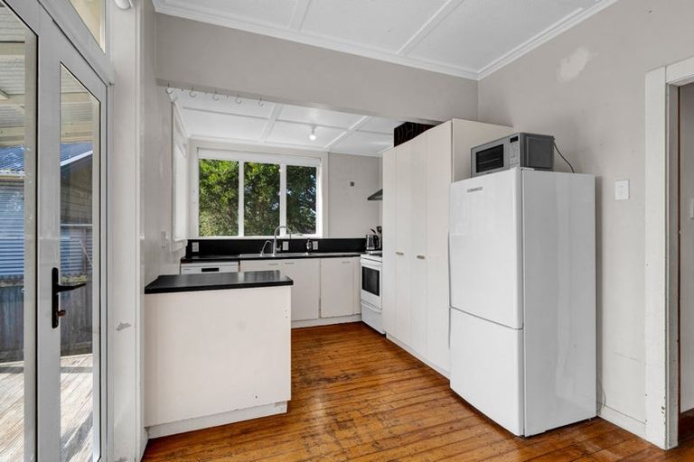 Photo of property in 452 Saint Aubyn Street, Moturoa, New Plymouth, 4310