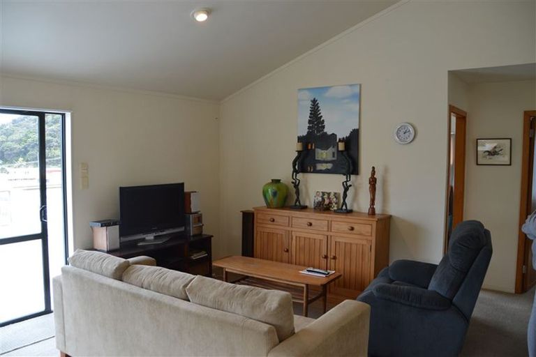 Photo of property in 14 Macmurray Road, Paihia, 0200