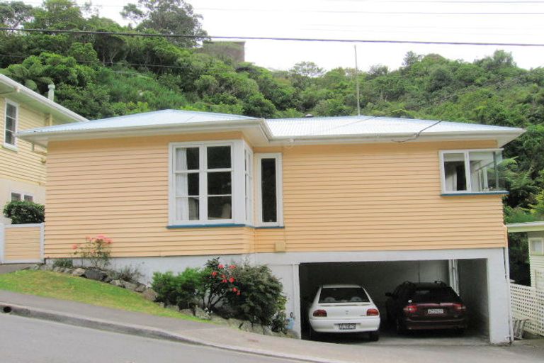 Photo of property in 24 Krull Street, Vogeltown, Wellington, 6021