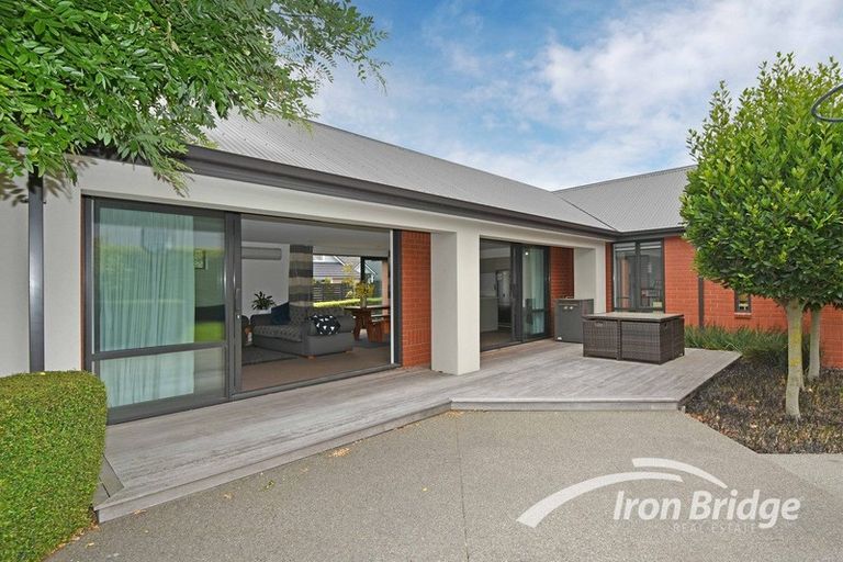 Photo of property in 8 Strauss Drive, Rolleston, 7614